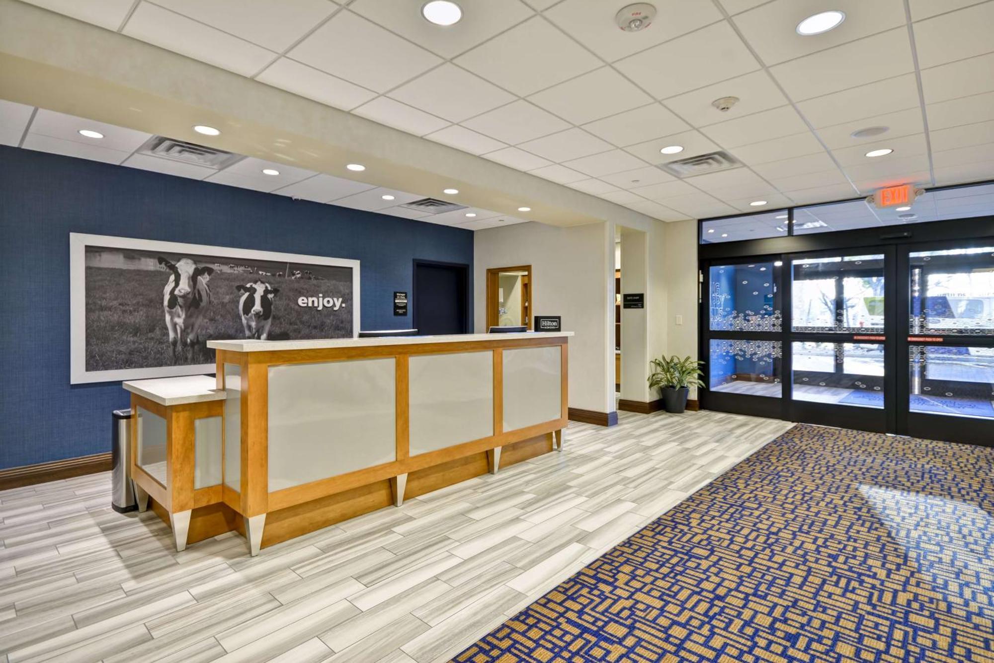 Hampton Inn & Suites Dallas/Plano-East Bagian luar foto