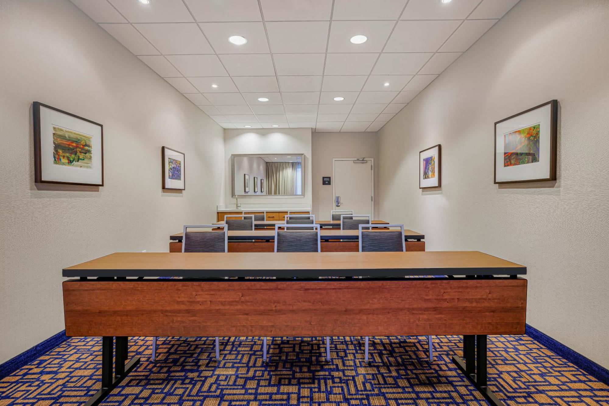 Hampton Inn & Suites Dallas/Plano-East Bagian luar foto